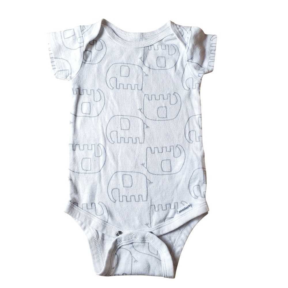 White Baby Gerber Onesie With Gray Elephant Print. 3-6 mo. B0024